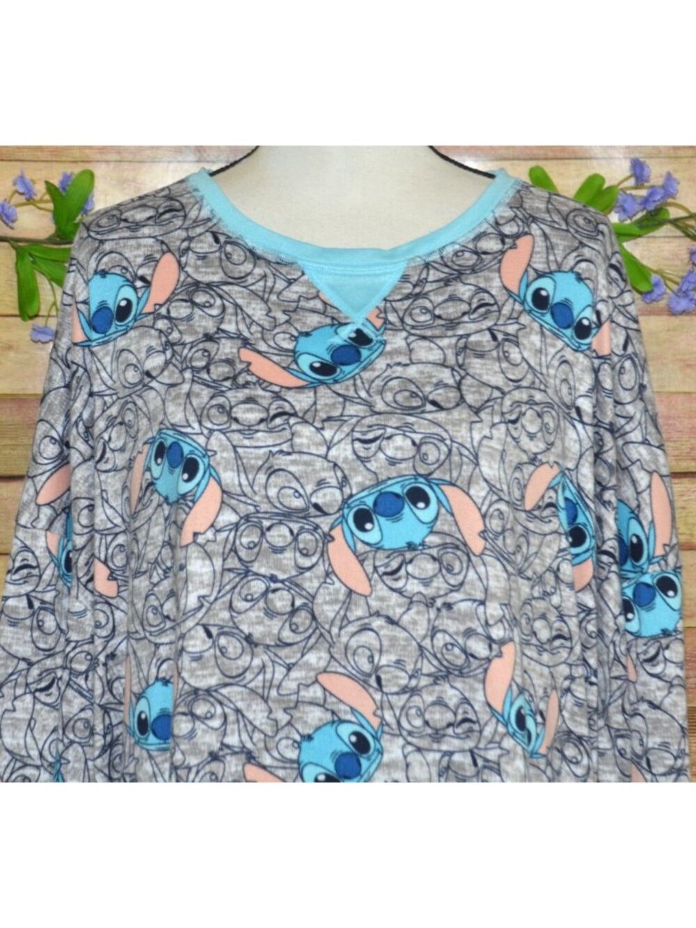 Disney Lilo & Stitch Women's Pullover Sleep Shirt Nightgown Pajama Plus Size 2X - Picture 2 of 9
